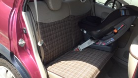 内装後方シート