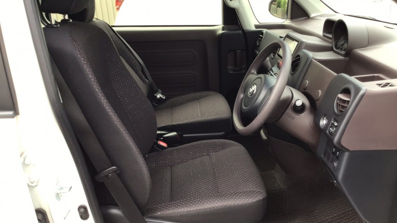 内装前方シート