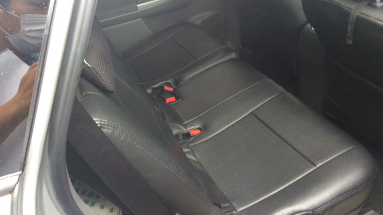 内装後方シート