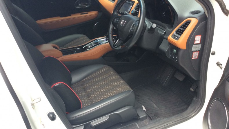 内装前方シート