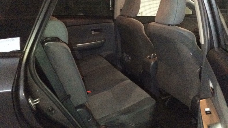 内装後方シート