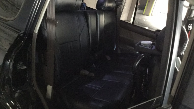 内装後方シート