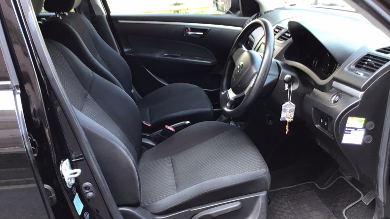 内装前方シート