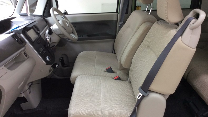 内装前方シート