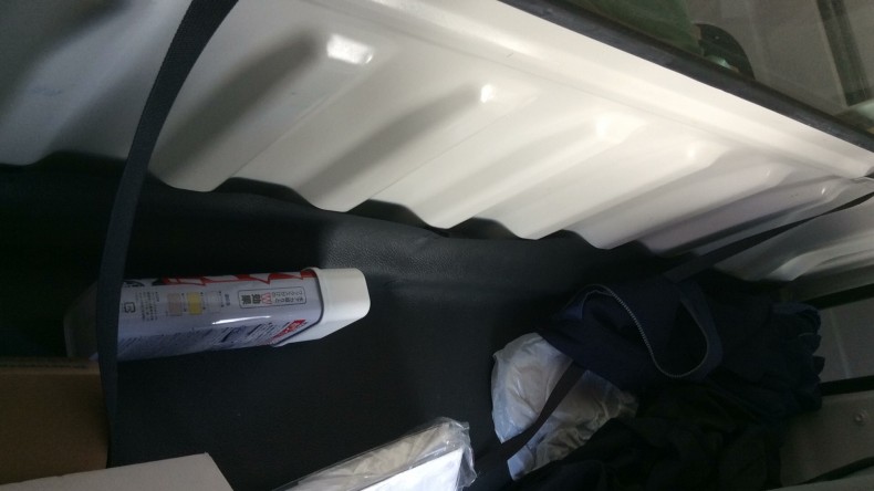 内装後方シート