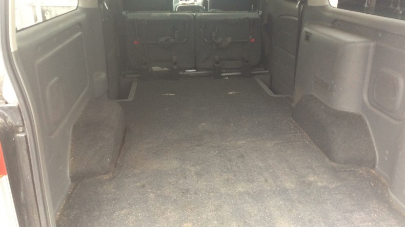 内装トランク