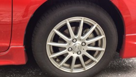 タイヤホイール前