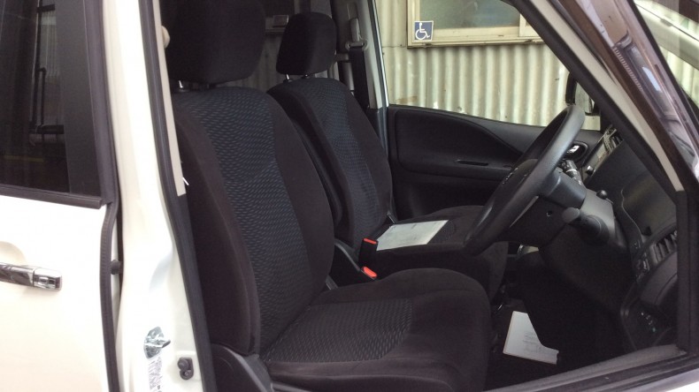 内装前方シート