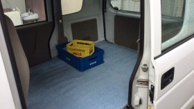 内装後方シート