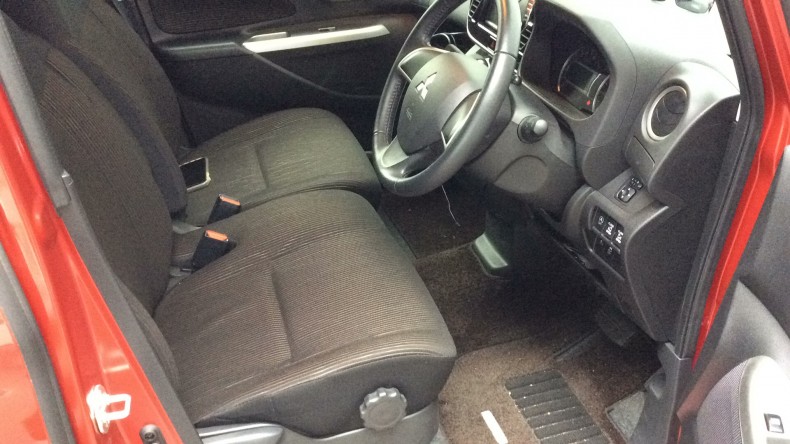 内装前方シート