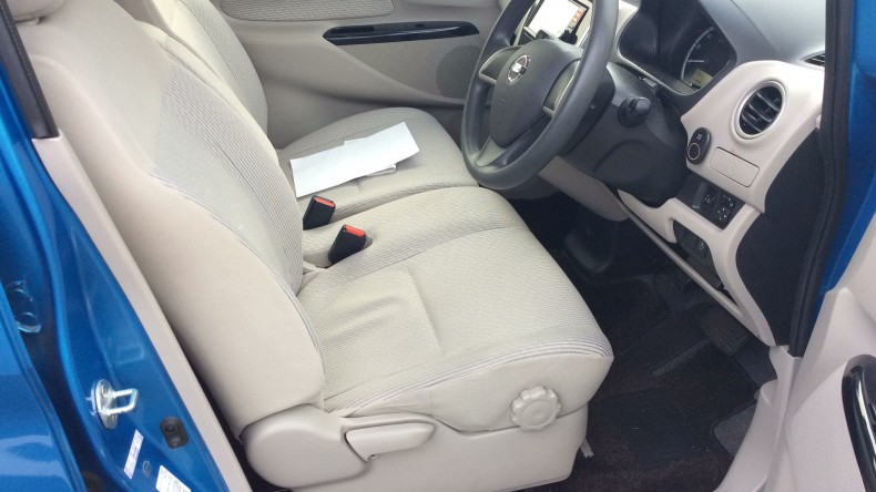 内装前方シート