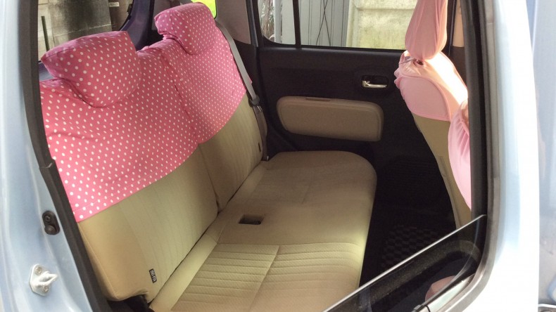 内装後方シート