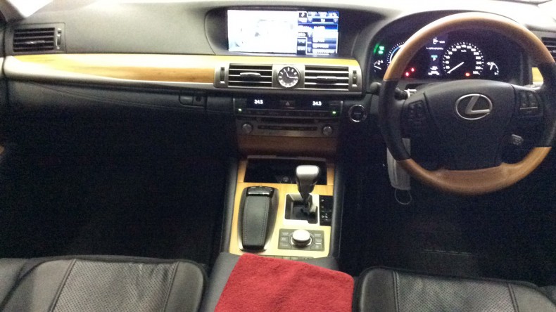 内装インパネ全体