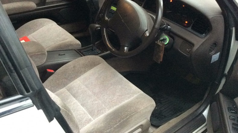 内装前方シート