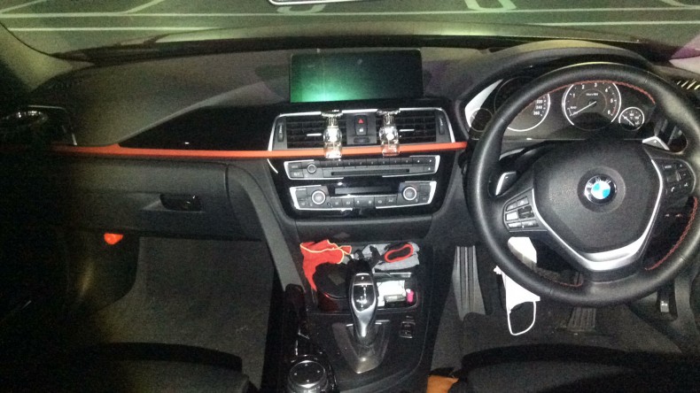 内装インパネ全体