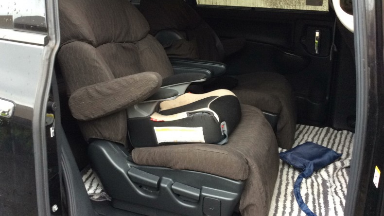 内装後方シート