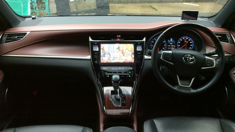 内装インパネ全体