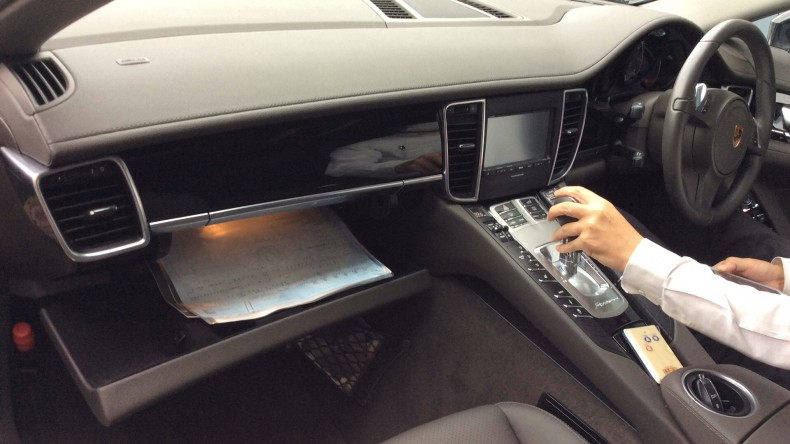 内装インパネ全体