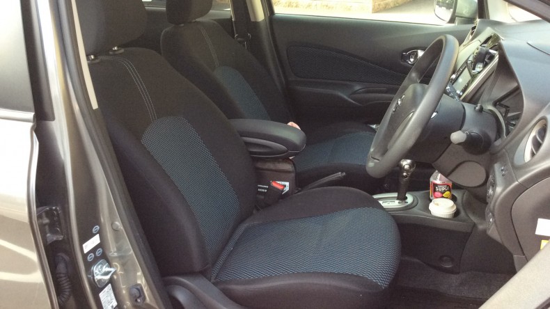 内装前方シート