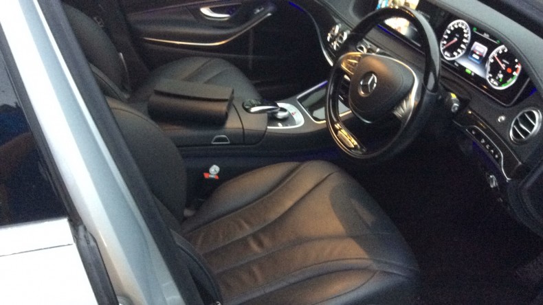 内装前方シート