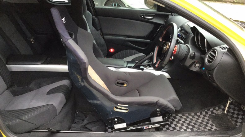 内装前方シート