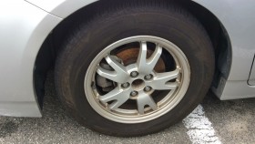 タイヤホイール前