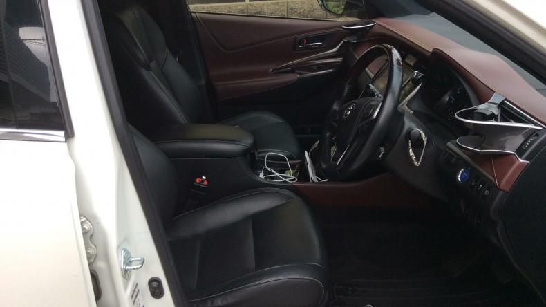 内装前方シート