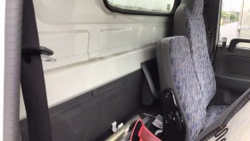 内装後方シート