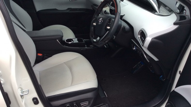 内装前方シート