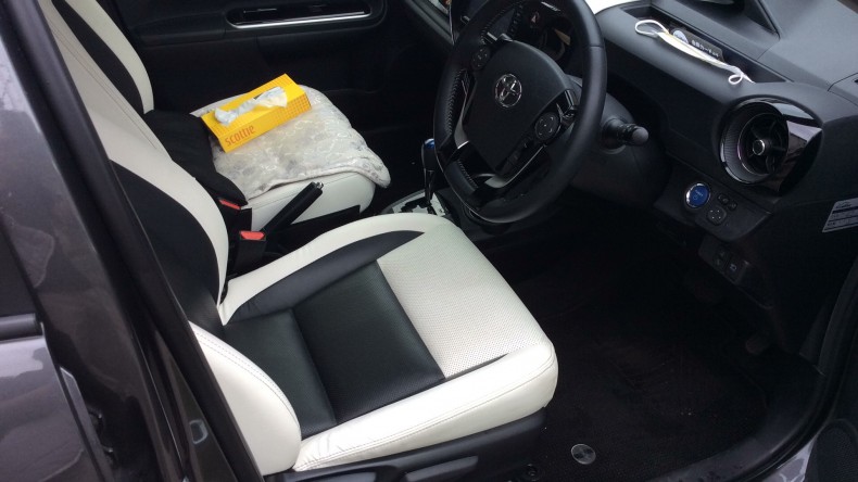 内装前方シート