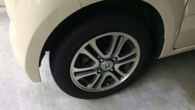 タイヤホイール前