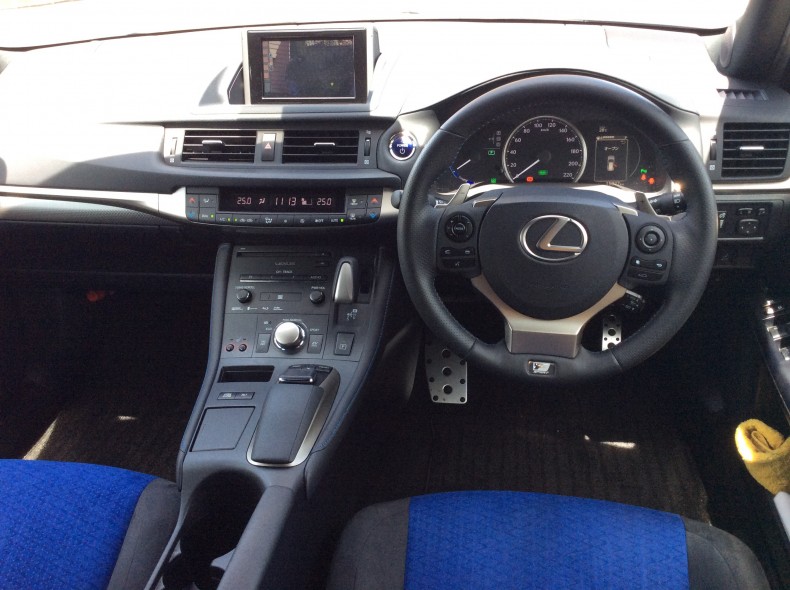 内装インパネ全体