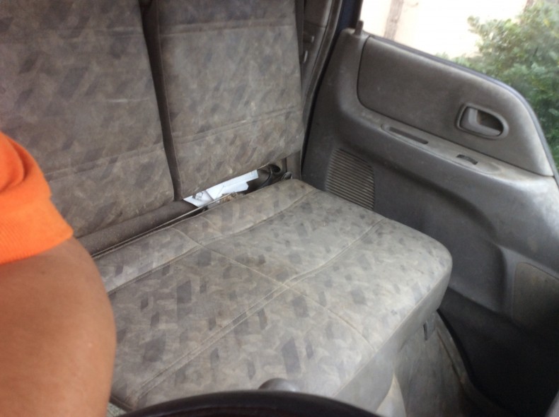 内装後方シート