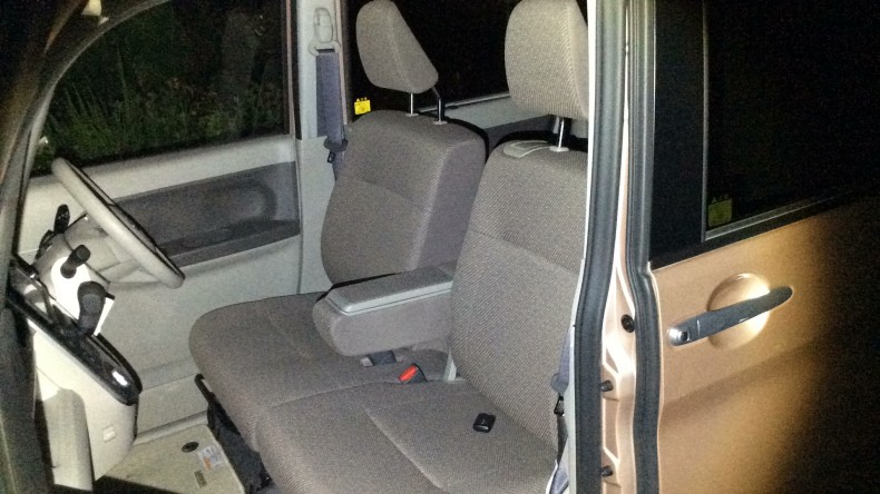 内装前方シート