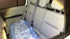 内装後方シート