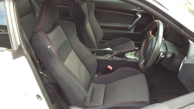 内装前方シート