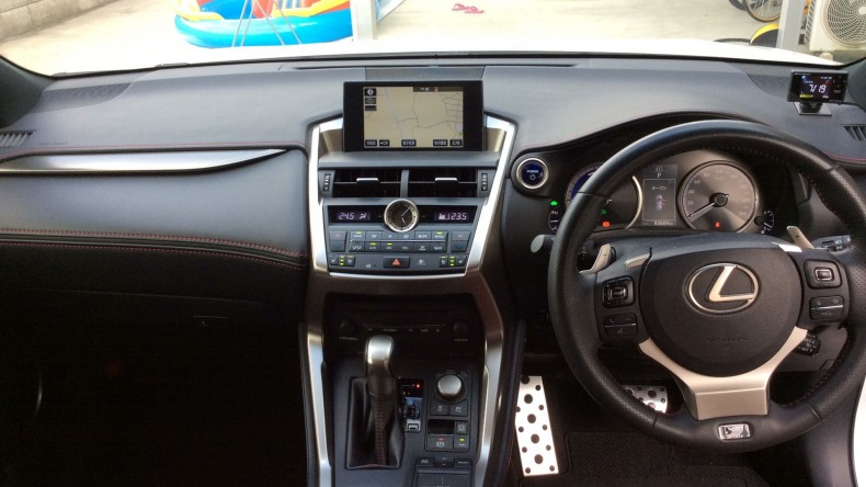 内装インパネ全体