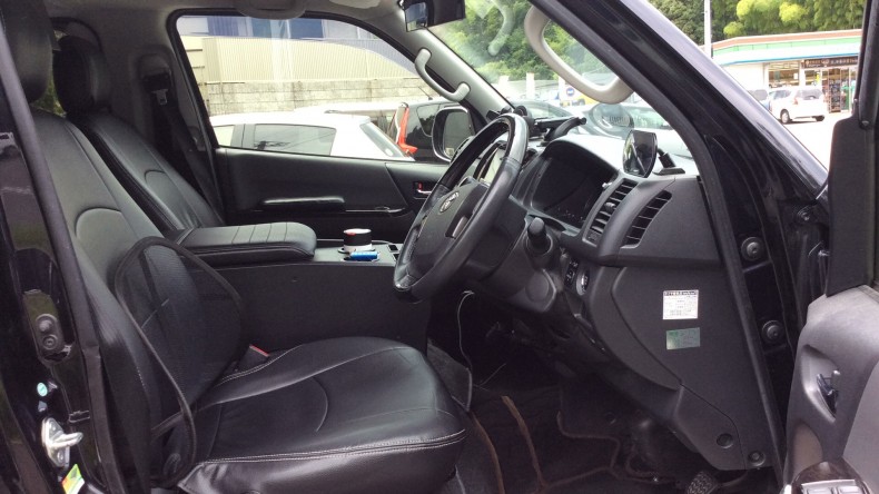 内装前方シート