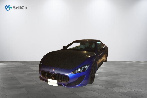 マセラティ　グランカブリオの車種サムネイル画像
