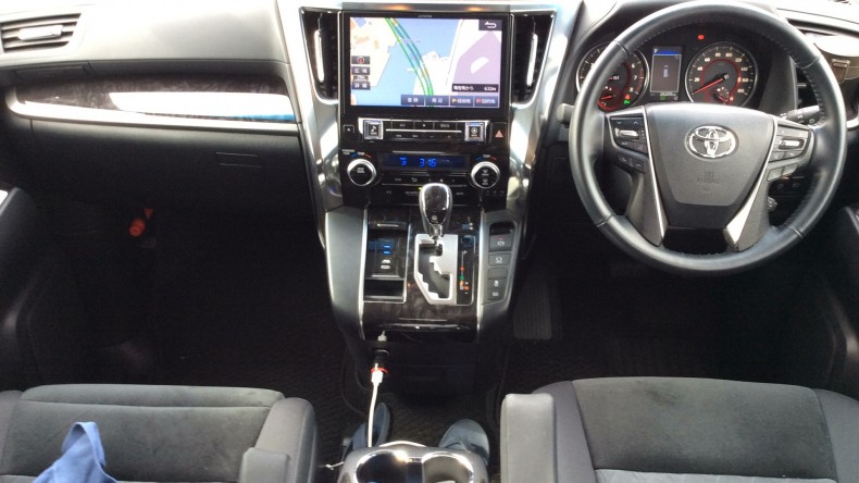 内装インパネ全体