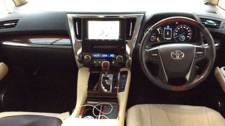 内装インパネ全体