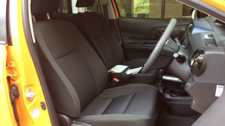 内装前方シート