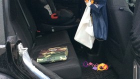 内装後方シート