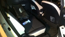 内装後方シート