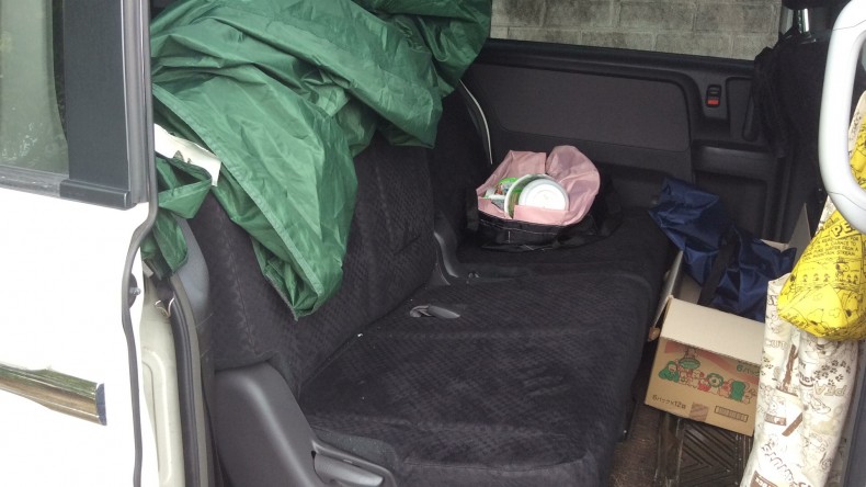 内装後方シート