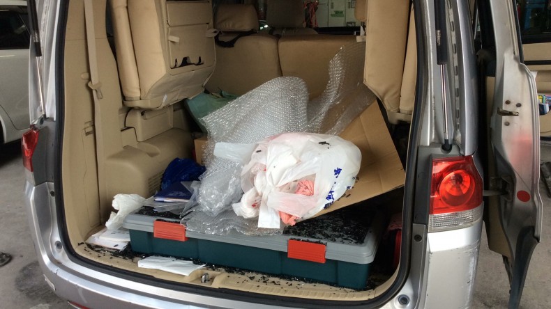 タイヤホイール前