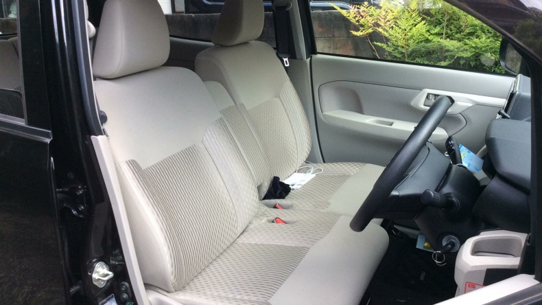 内装前方シート