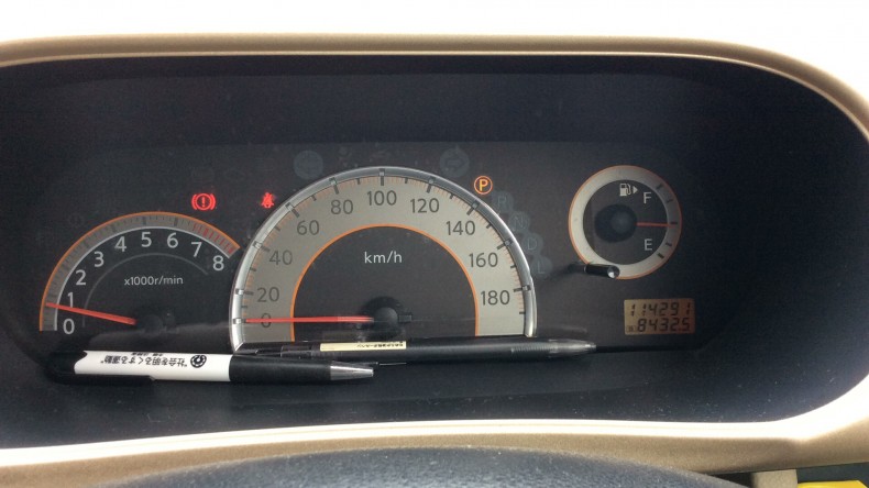 内装メーター