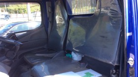 内装後方シート