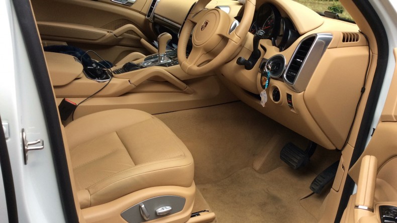 内装前方シート